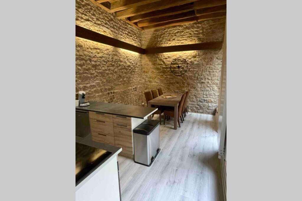 « Au 33 » Apartment Charleville-Mézières Exterior foto